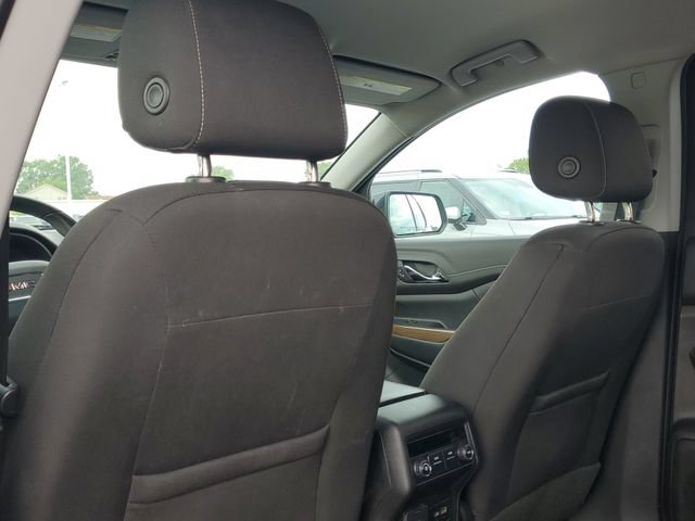 Used 2021 GMC Acadia SLE w/ Driver Convenience Package FWD image 9