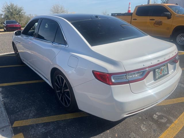 Used 2017 Lincoln Continental Reserve image 2