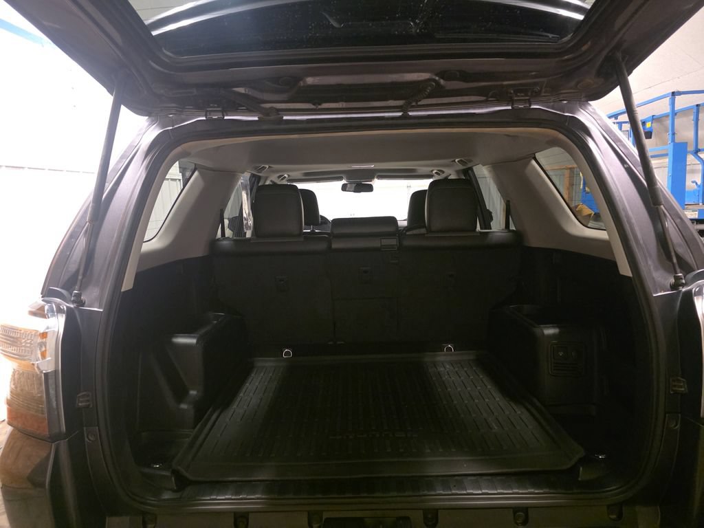 Used 2015 Toyota 4Runner SR5 Premium AWD/4WD image 11