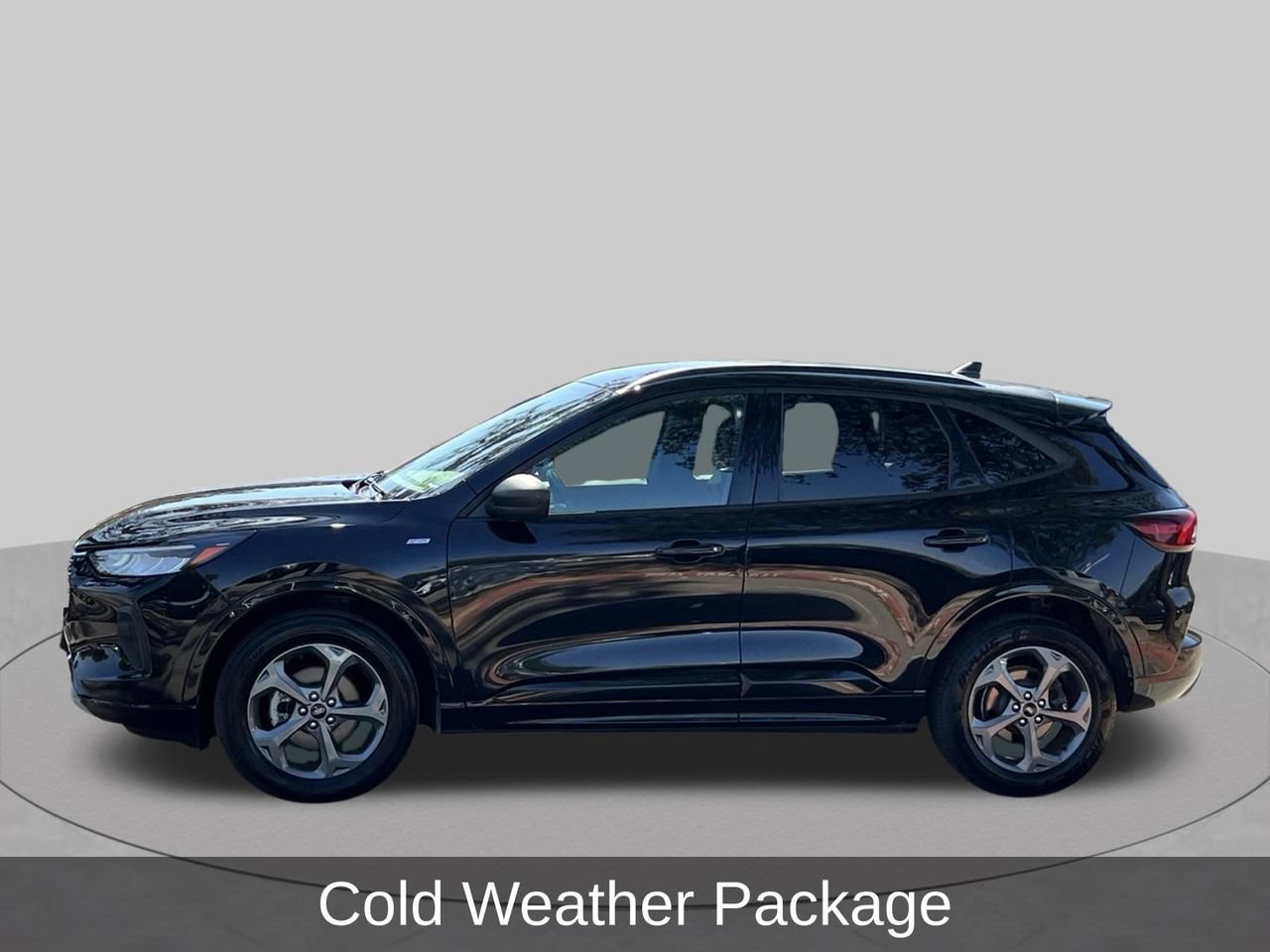 Used 2024 Ford Escape ST-Line AWD/4WD image 2