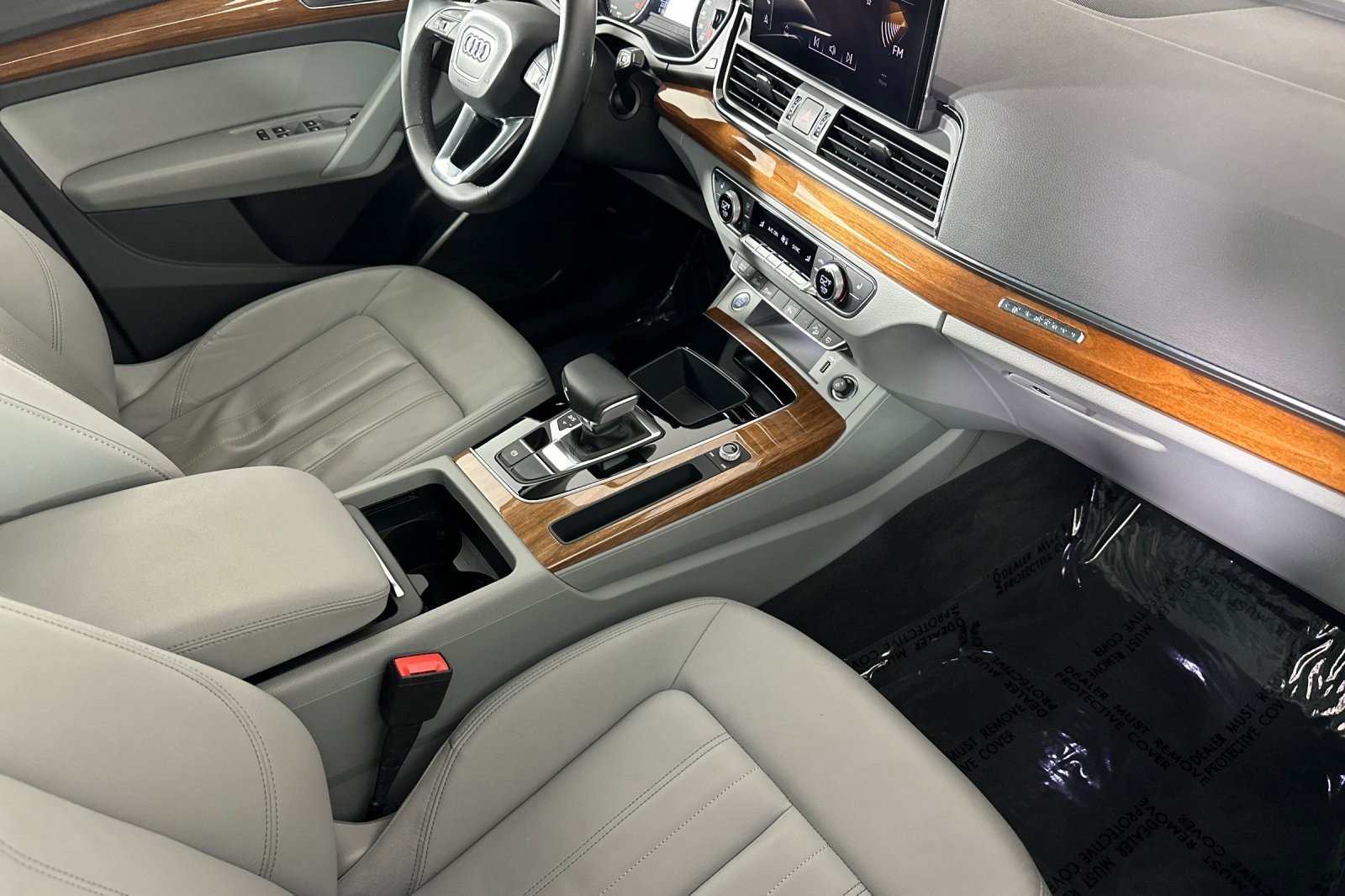 Used 2022 Audi Q5 2.0T Premium w/ Convenience Package image 15