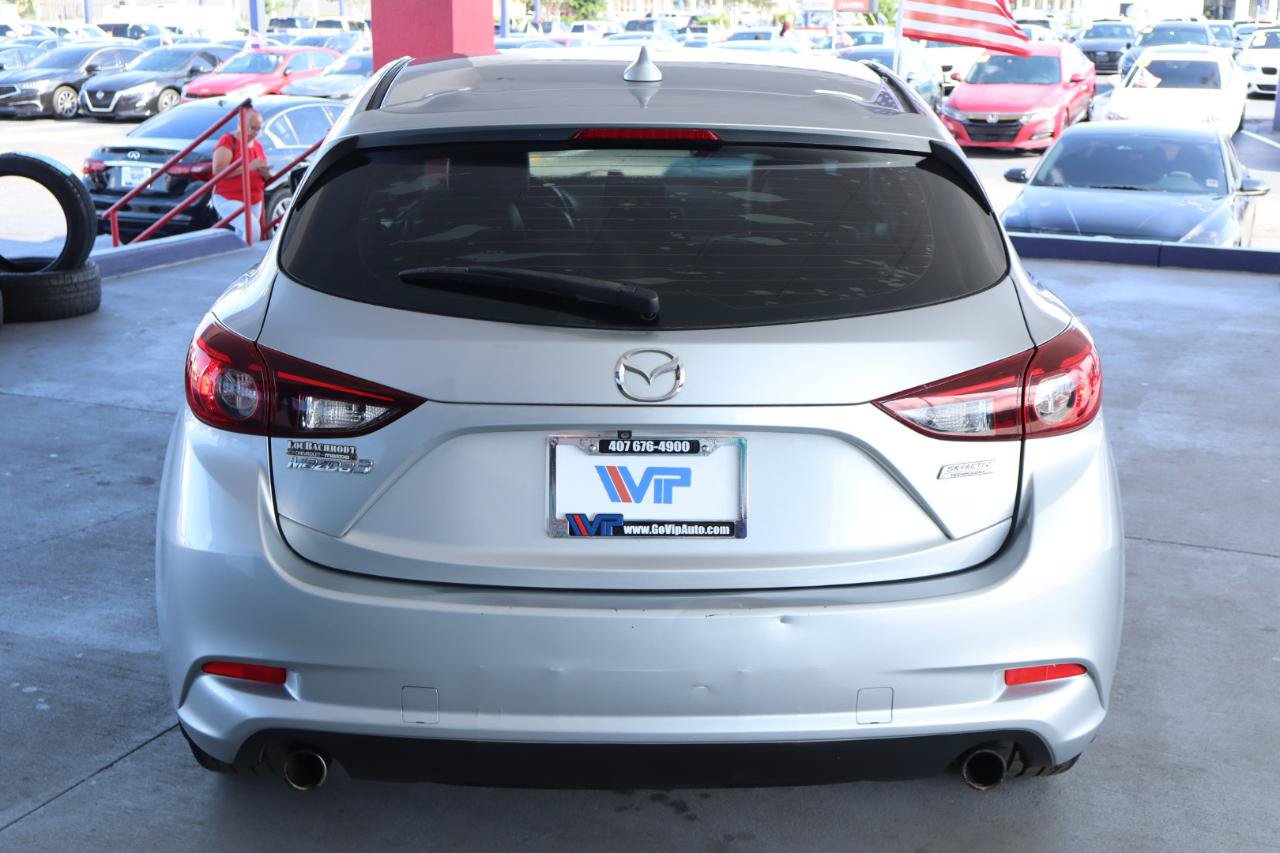 Used 2018 MAZDA MAZDA3 Touring FWD image 6