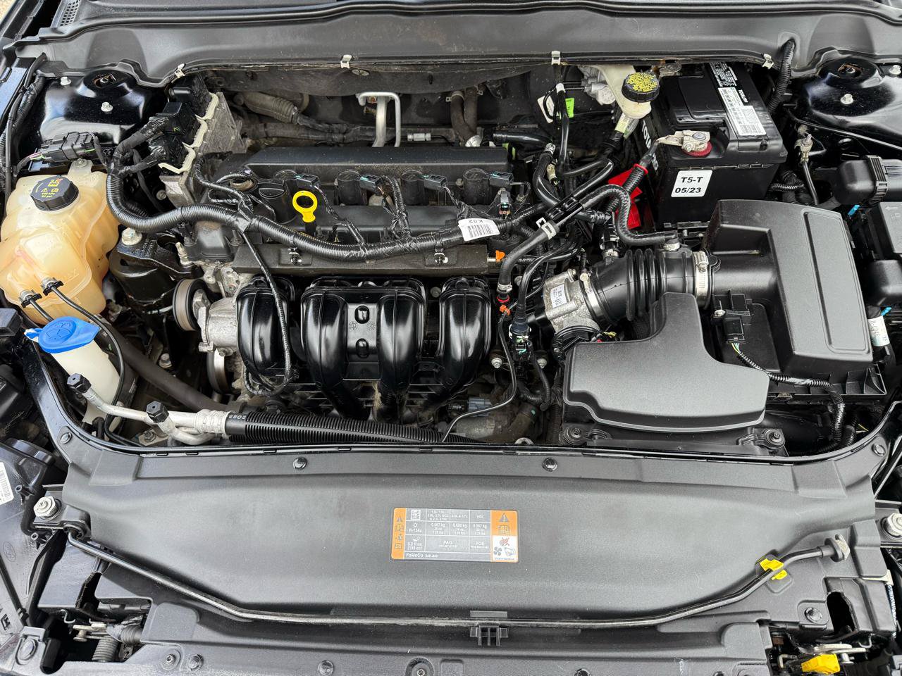 Used 2016 Ford Fusion SE FWD image 21