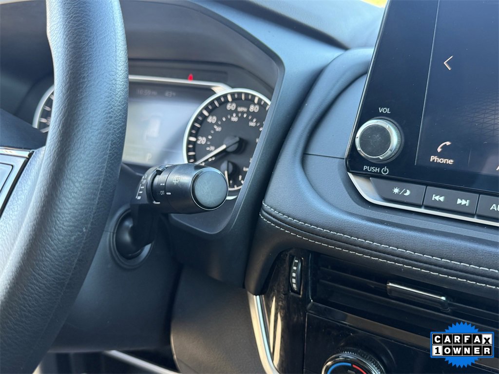 Used 2022 Nissan Rogue SV image 24