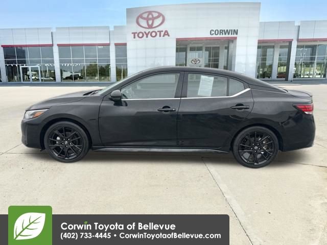 Used 2025 Nissan Sentra SR w/ Midnight Edition image 2