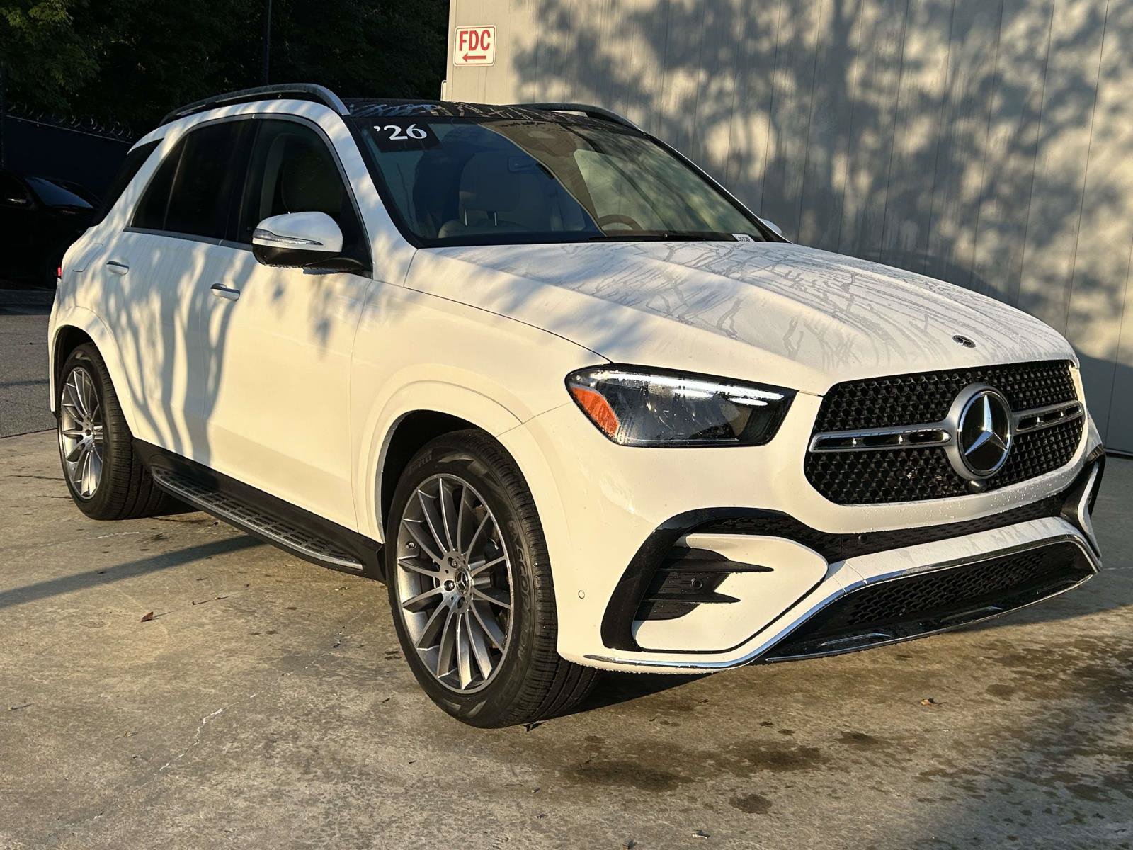 Certified 2026 Mercedes-Benz GLE 450 4MATIC image 4