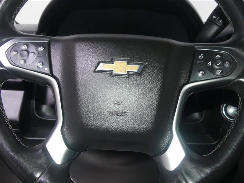 Used 2017 Chevrolet Suburban LT image 32