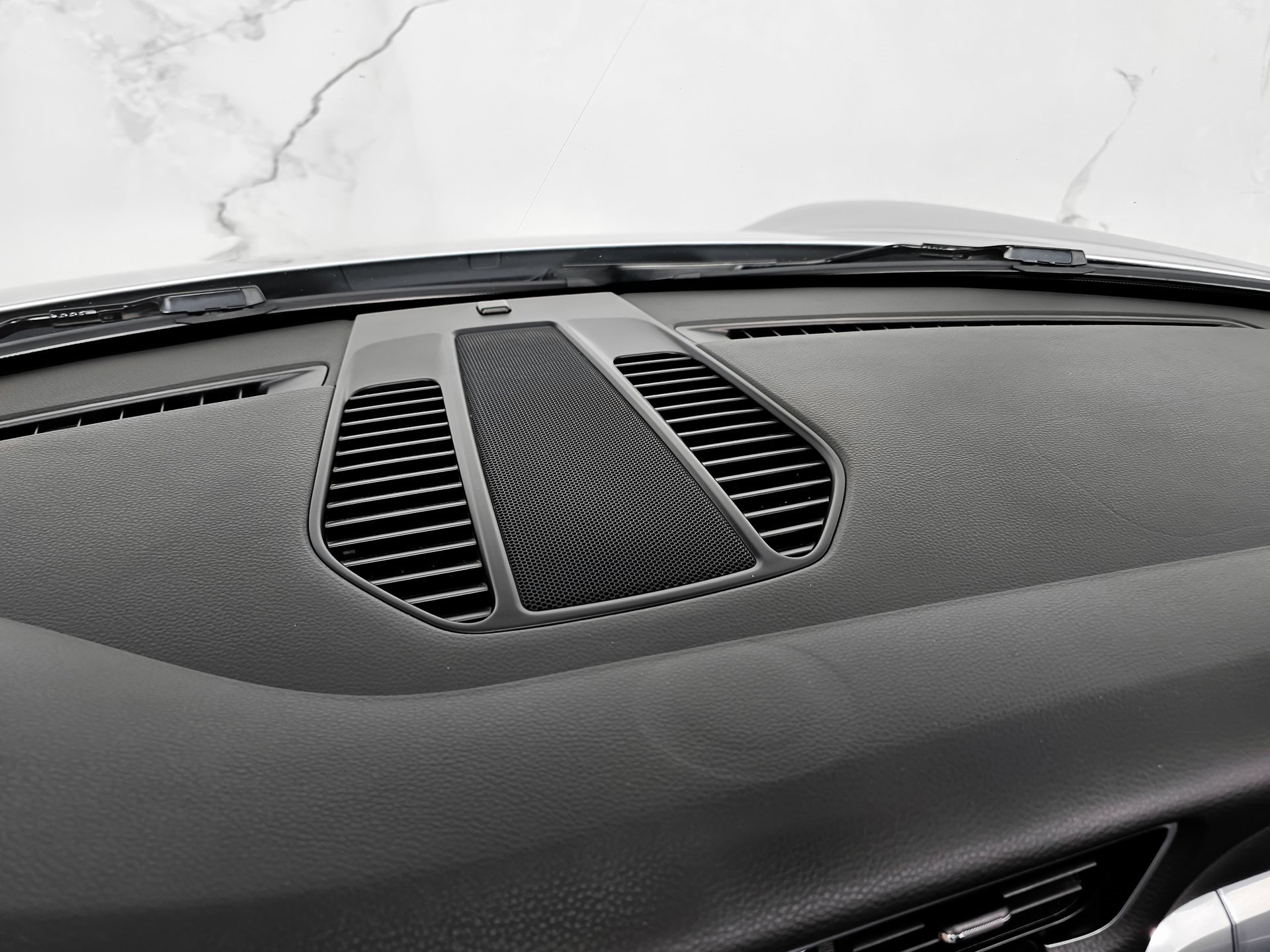 Used 2016 Porsche 911 Carrera image 32