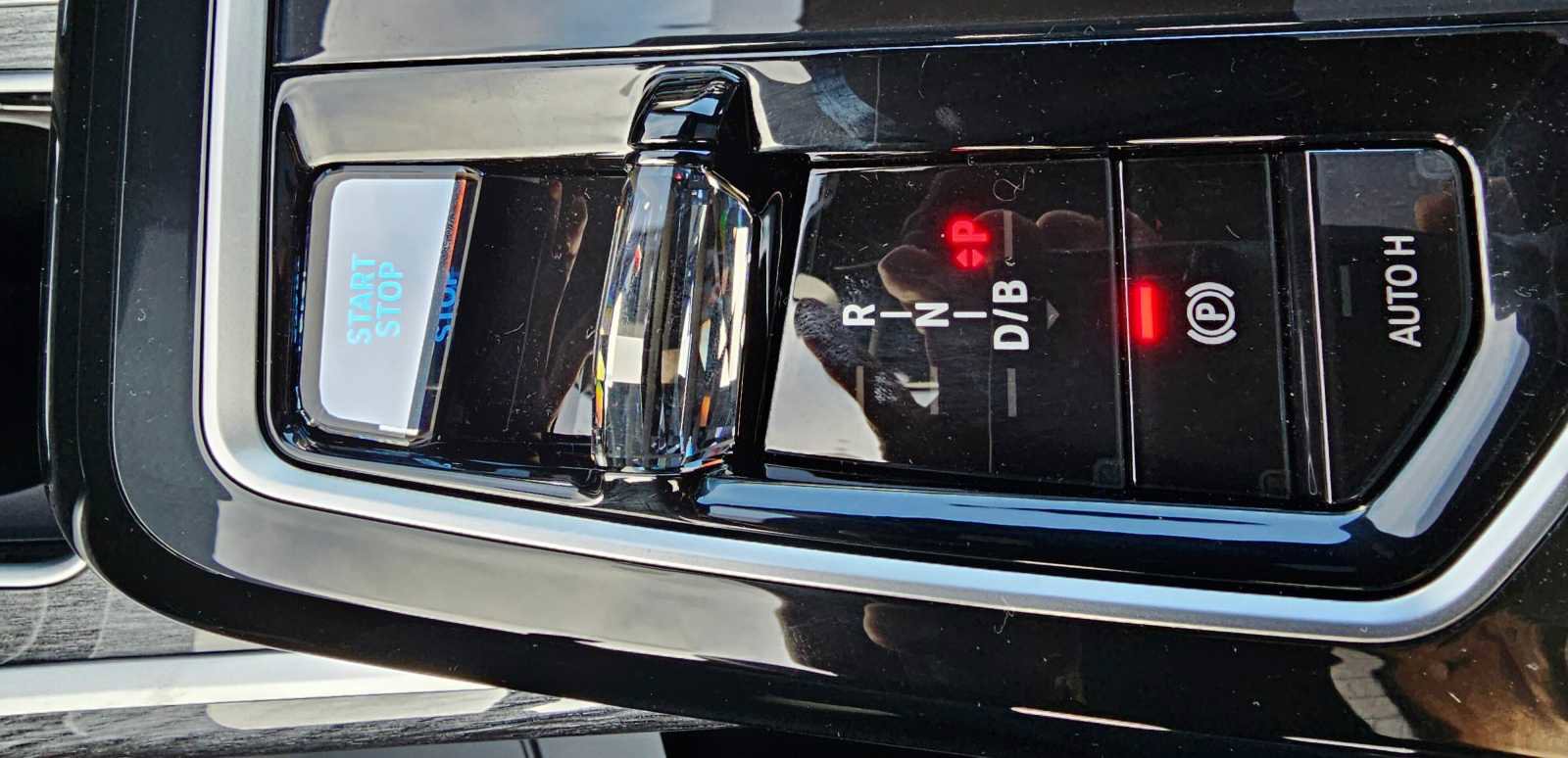 New 2024 BMW i7 xDrive60 image 34