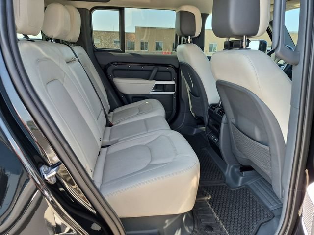 Used 2023 Land Rover Defender 110 S AWD/4WD image 18