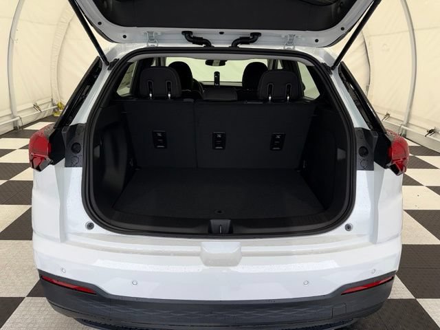New 2027 Chevrolet Bolt LT FWD image 4