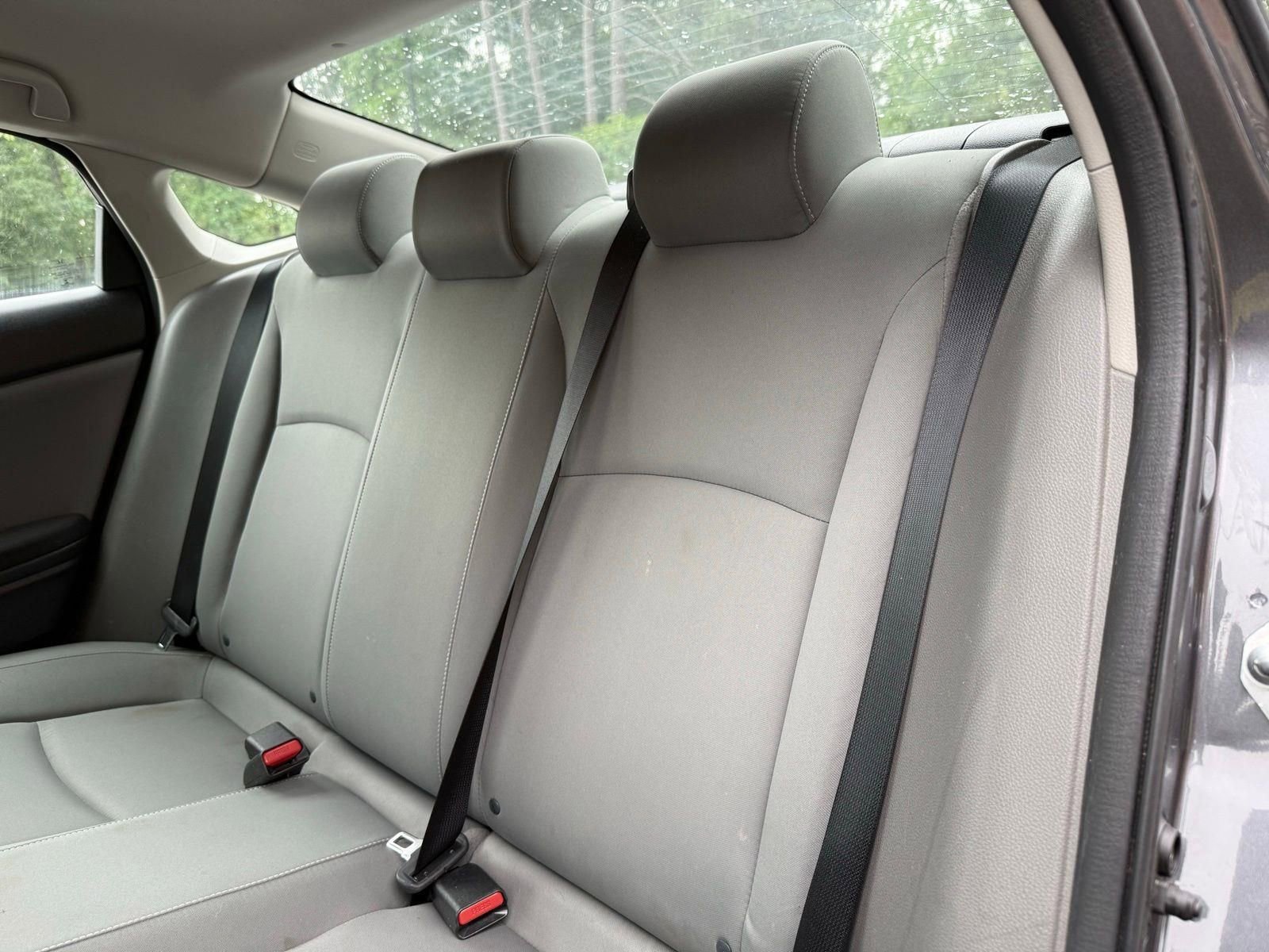 Used 2021 Honda Civic LX image 29