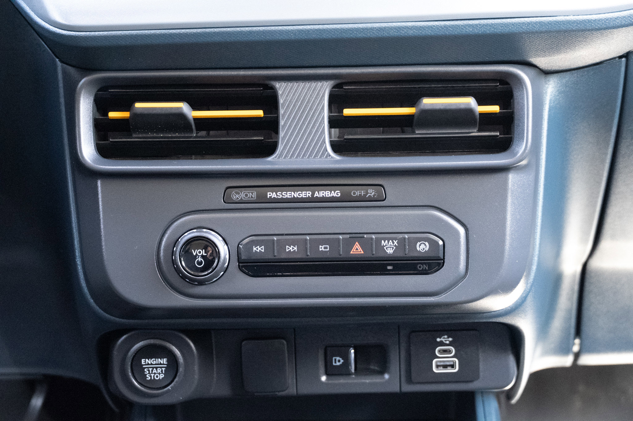 Used 2025 Ford Maverick Tremor image 44