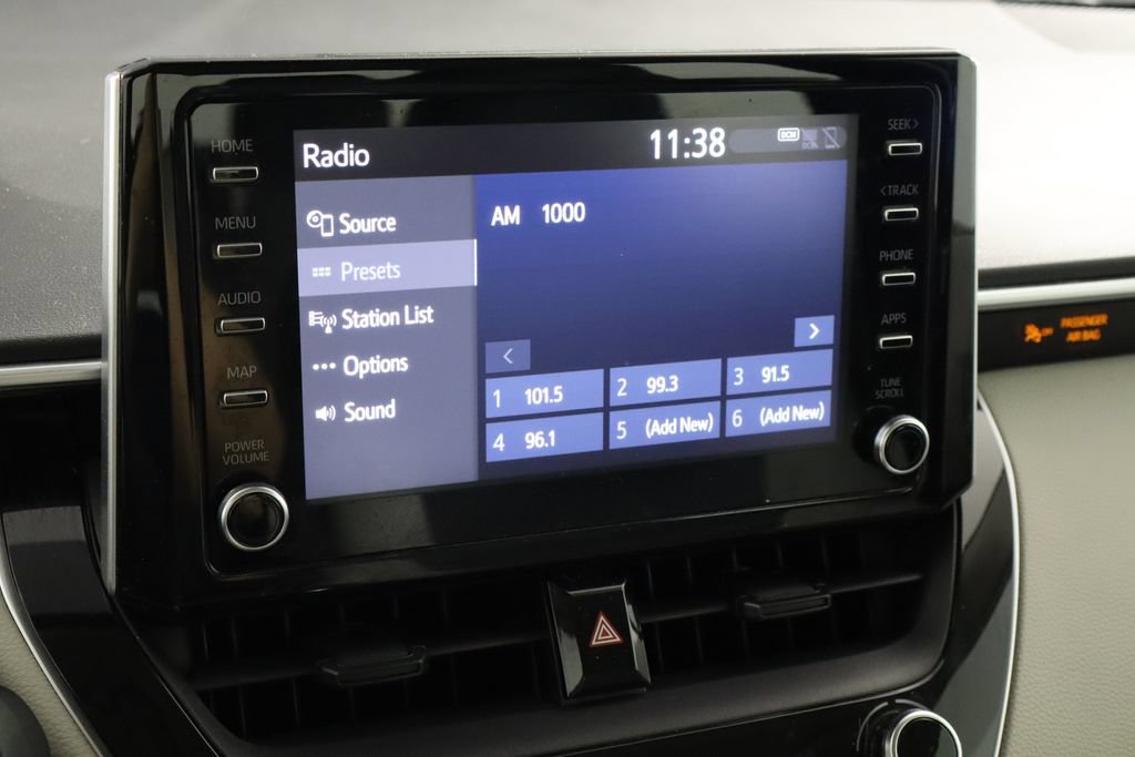 Used 2020 Toyota Corolla LE FWD image 28