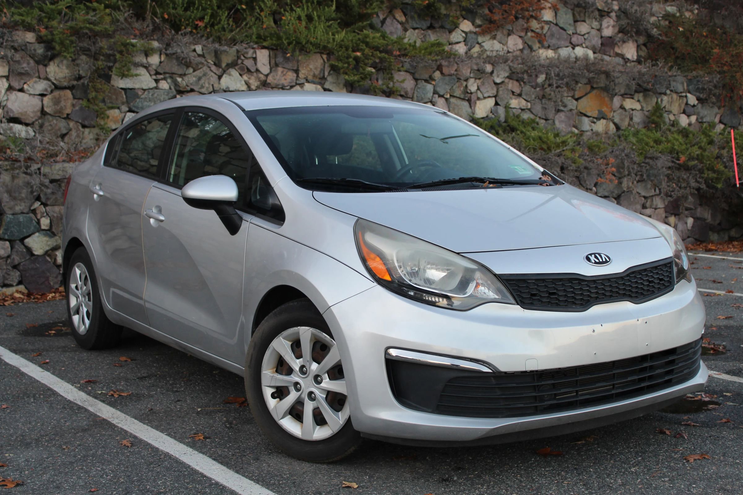 Used 2016 Kia Rio LX image 4