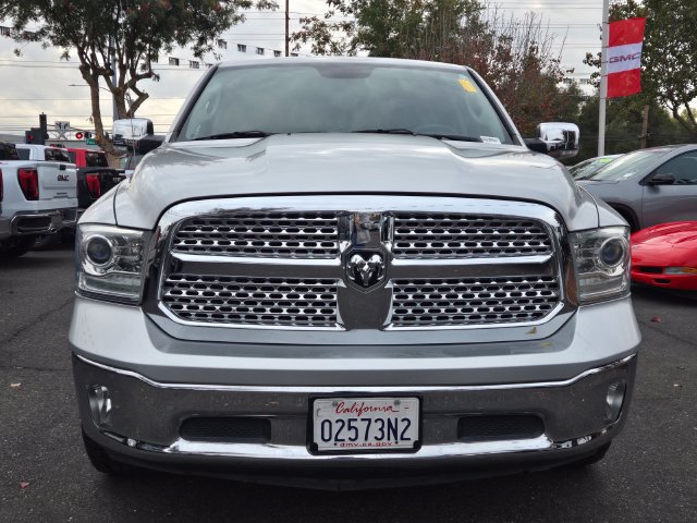 Used 2016 RAM 1500 Laramie w/ Convenience Group AWD/4WD image 2