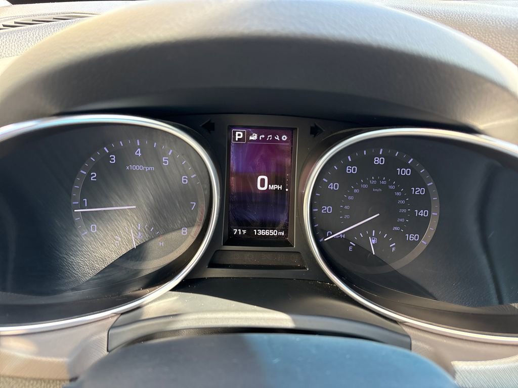Used 2019 Hyundai Santa Fe XL FWD image 17