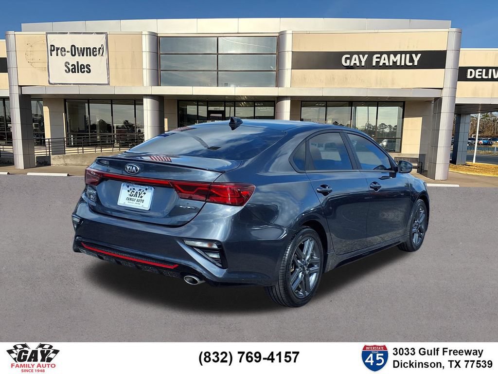 Used 2021 Kia Forte GT-Line FWD image 2