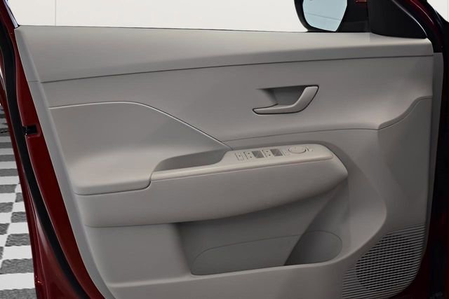 Used 2025 Hyundai Kona SEL image 20