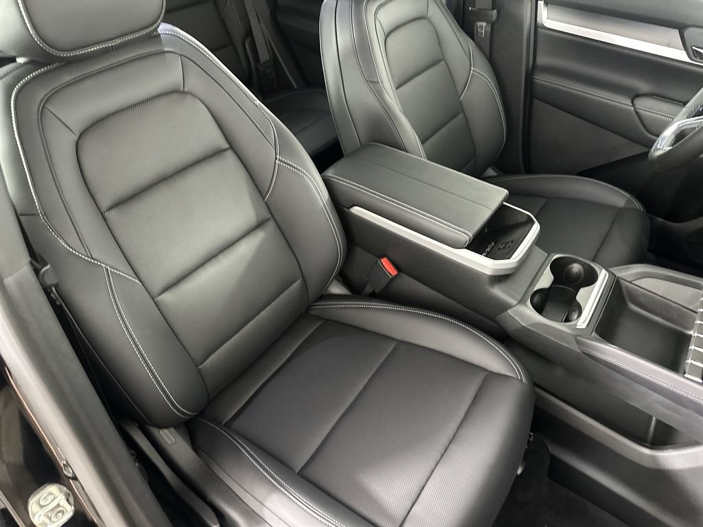 New 2027 GMC Terrain Elevation w/ Elevation Premium Package AWD/4WD image 29