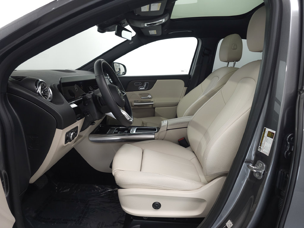 Certified 2026 Mercedes-Benz GLA 250 4MATIC image 8