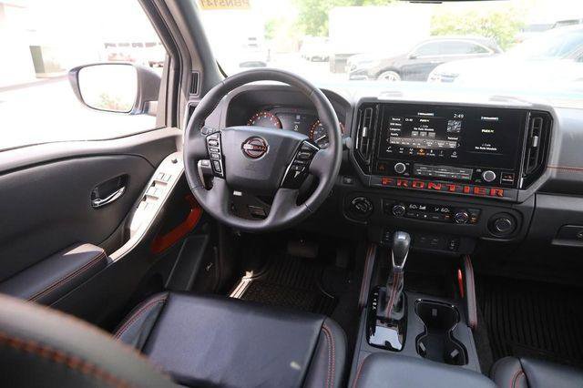 Used 2025 Nissan Frontier PRO-4X w/ Pro Premium Package AWD/4WD image 24