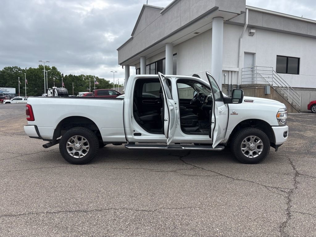 Used 2024 RAM 2500 Laramie AWD/4WD image 8