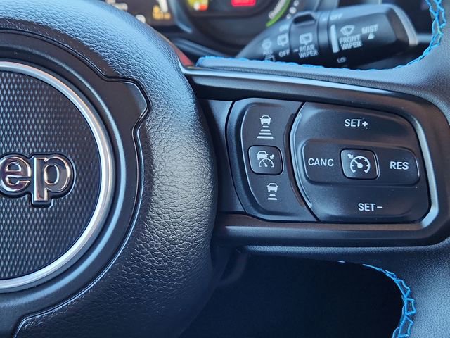 Used 2025 Jeep Wrangler Unlimited Rubicon 4xe image 36