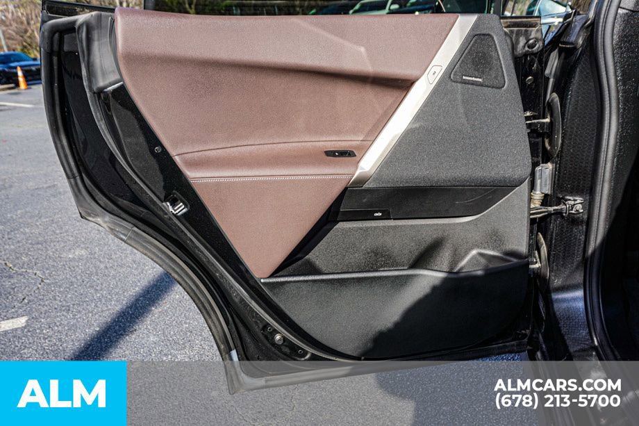 Used 2022 BMW iX xDrive50 w/ Convenience Package image 54