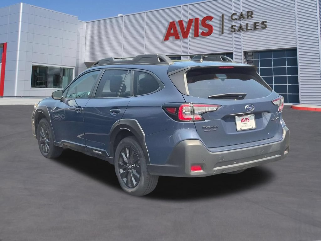 Used 2025 Subaru Outback Onyx Edition AWD/4WD image 9
