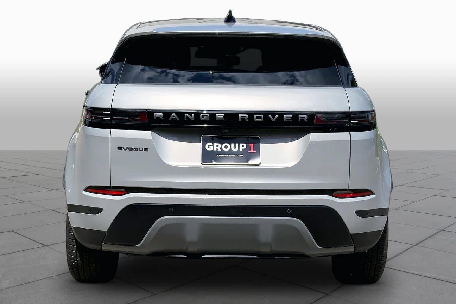 Used 2026 Land Rover Range Rover Evoque S AWD/4WD image 5