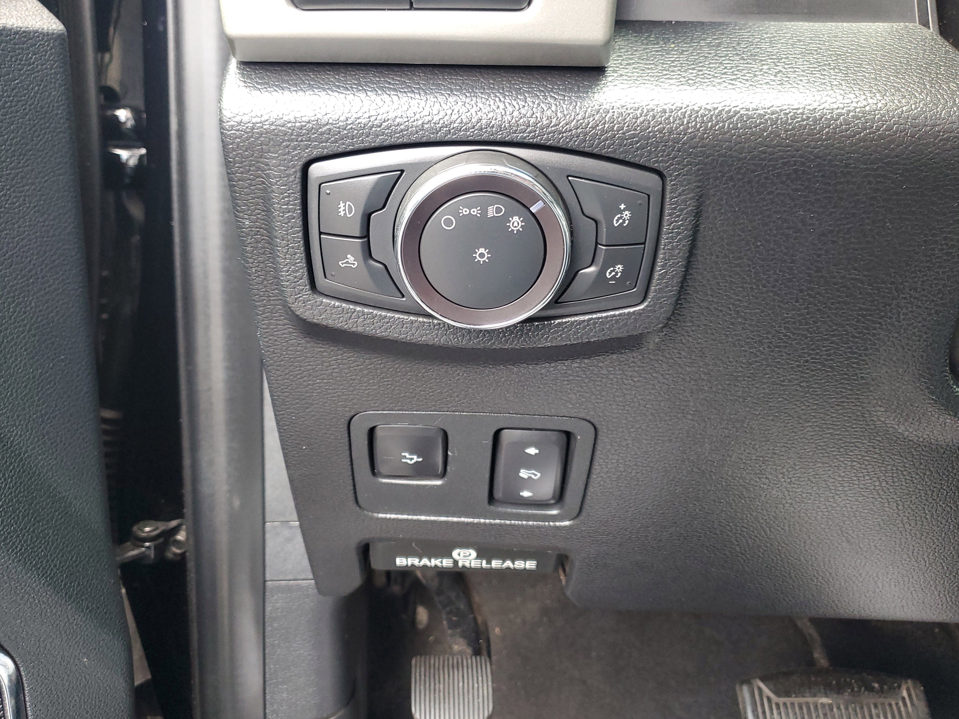 Used 2019 Ford F250 Lariat w/ Lariat Ultimate Package image 27