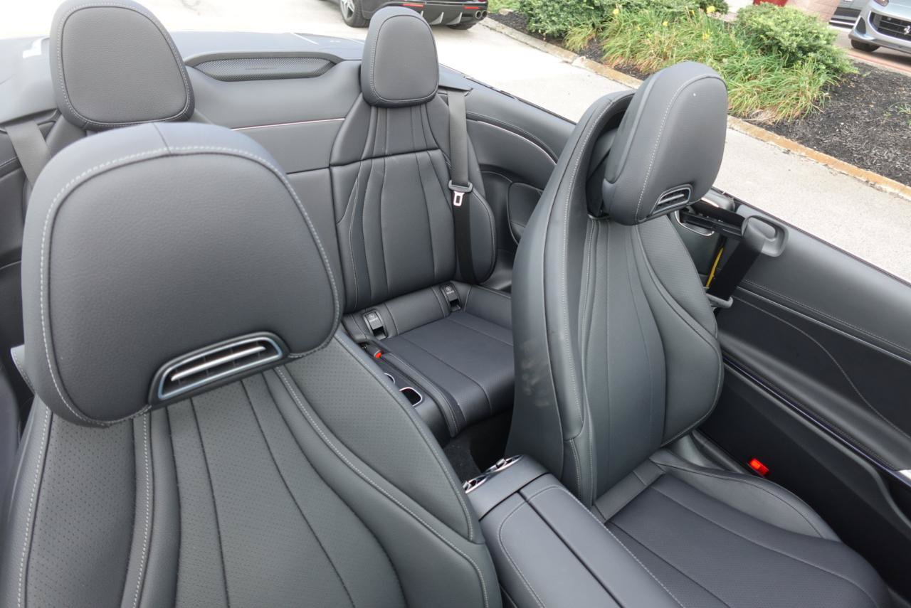 Used 2026 Mercedes-Benz CLE 450 4MATIC Cabriolet w/ Driver Assistance Package image 13