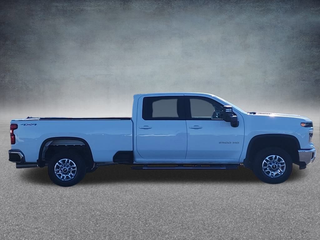 Used 2024 Chevrolet Silverado 2500 LT image 6