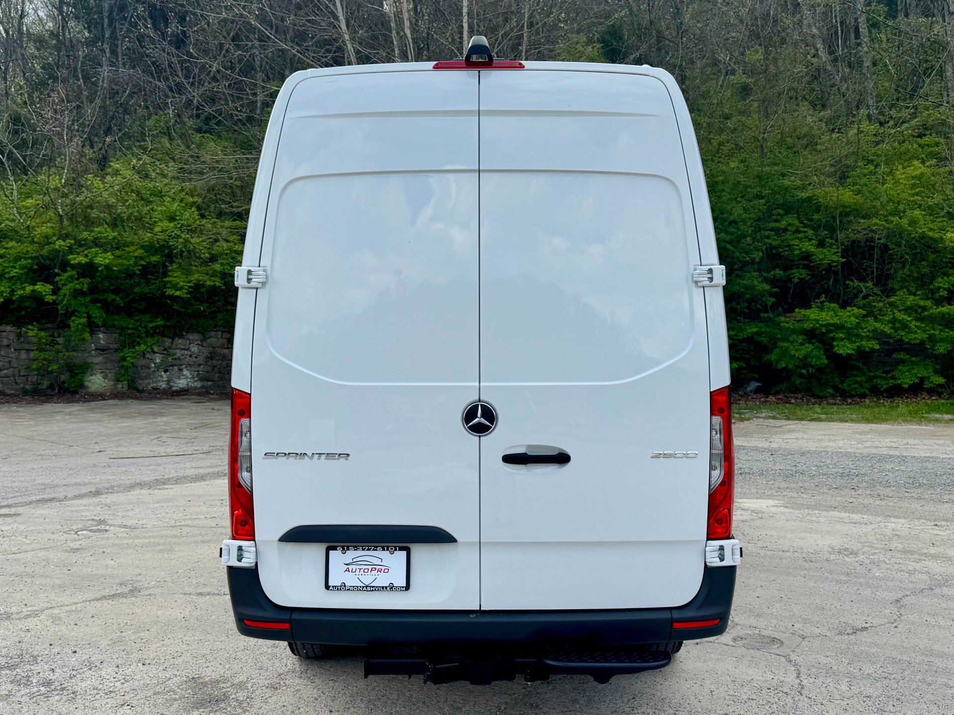 Used 2025 Mercedes-Benz Sprinter 2500 image 8