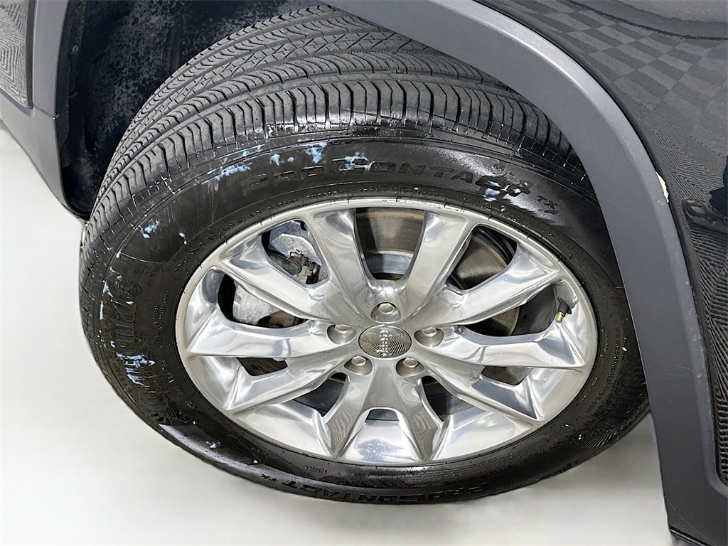 Used 2016 Jeep Cherokee Limited image 24