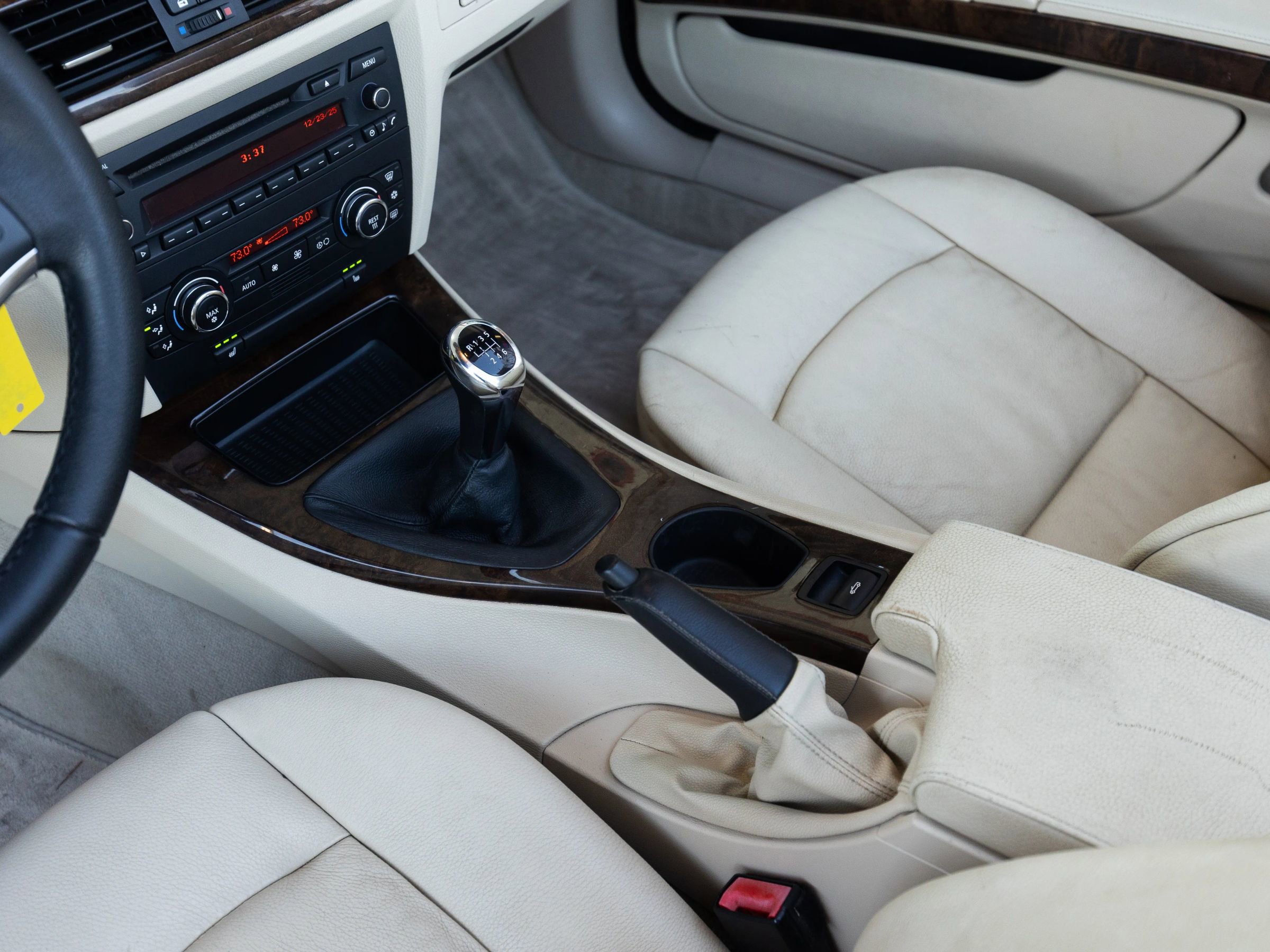 Used 2009 BMW 328i Convertible image 37