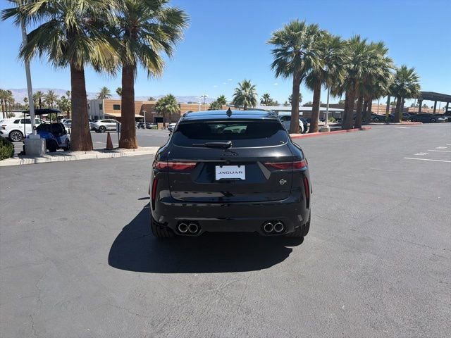 Used 2023 Jaguar F-PACE SVR image 6