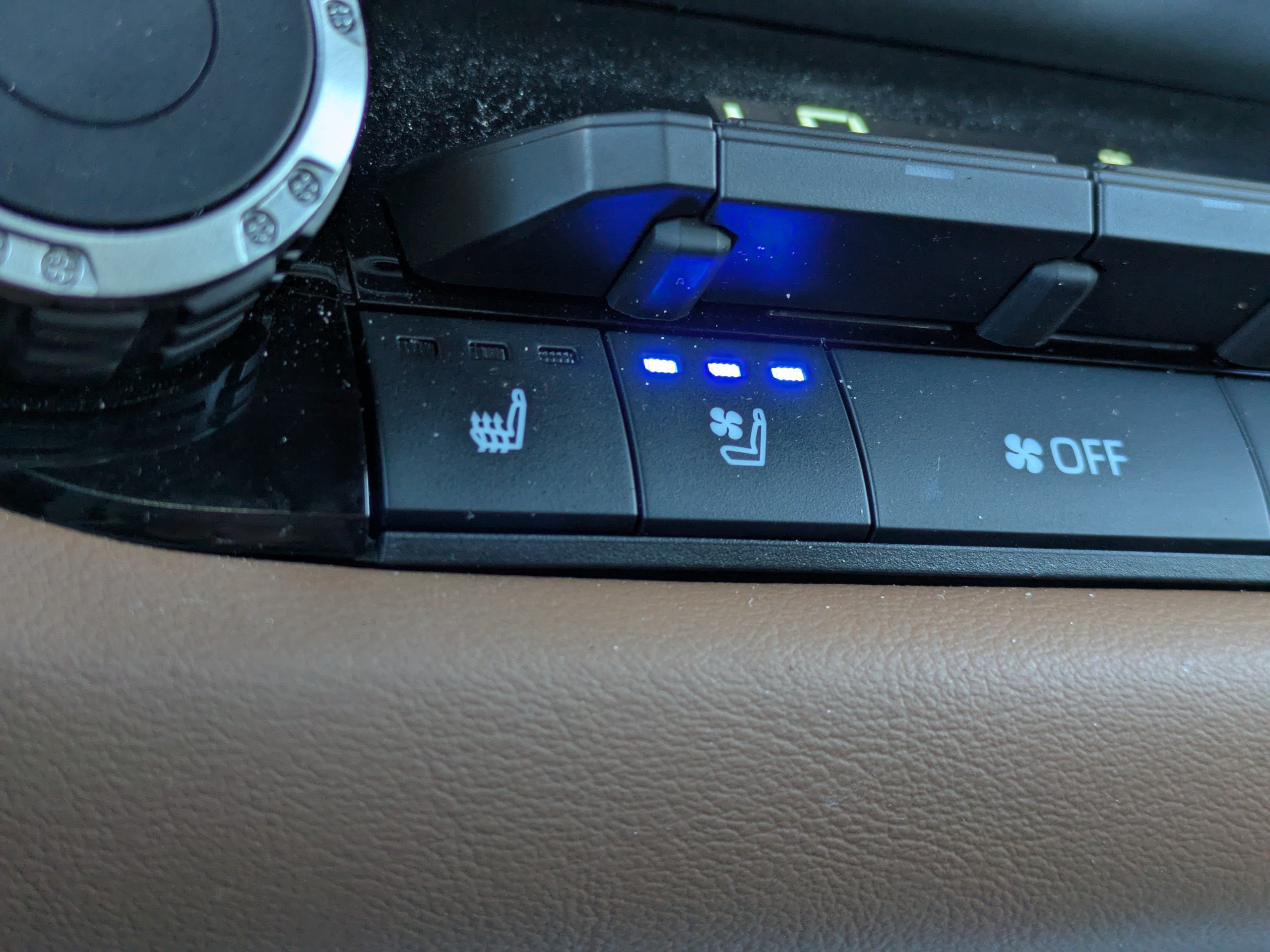 Used 2025 Toyota Tundra 1794 Edition AWD/4WD image 24