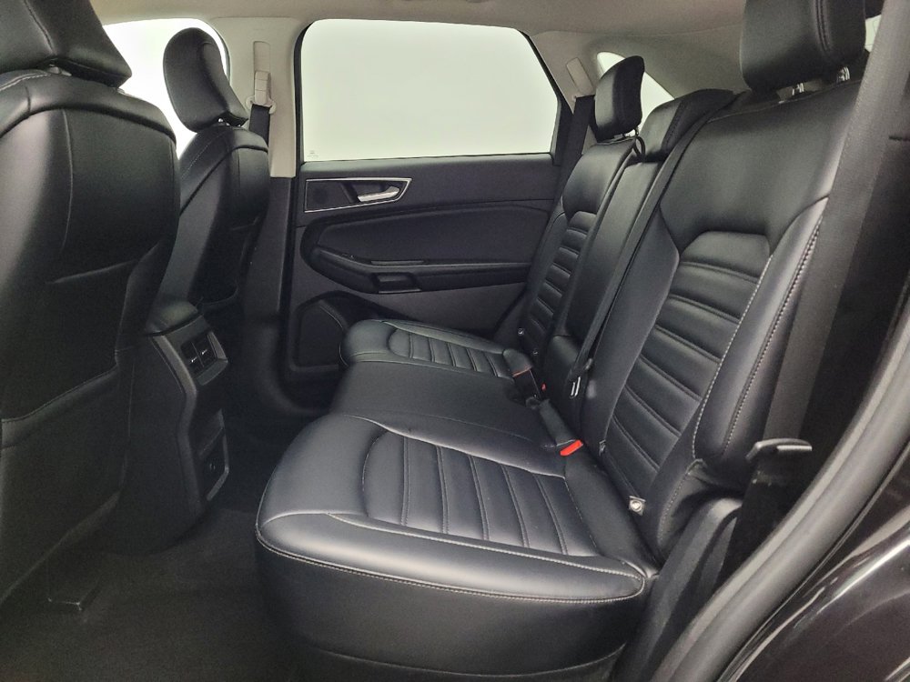 Used 2024 Ford Edge SEL image 18