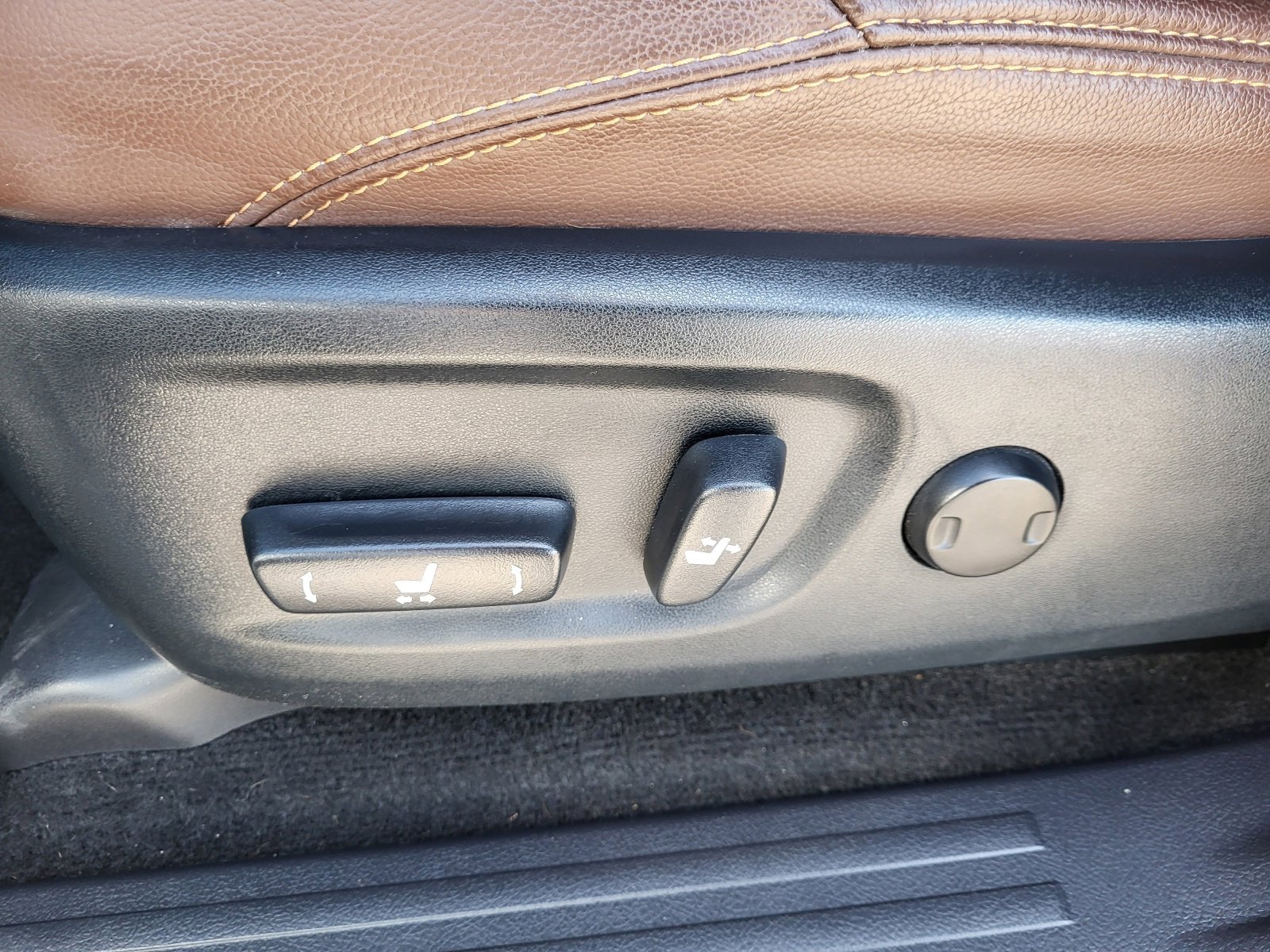 Certified 2024 Toyota 4Runner Limited image 15