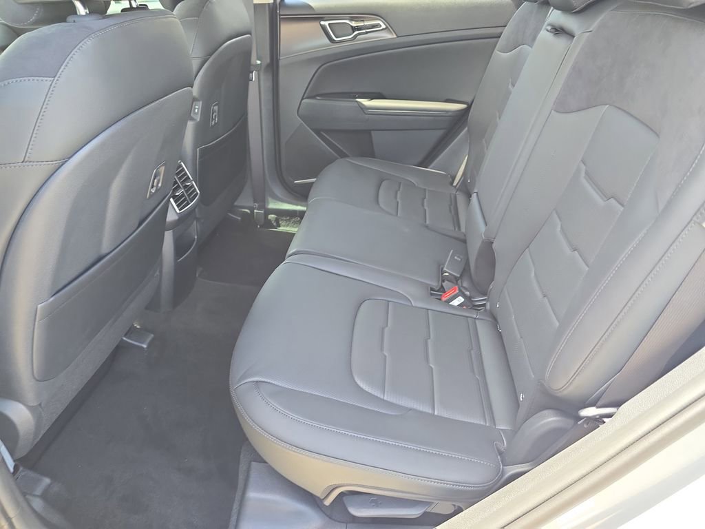 New 2026 Kia Sportage SX AWD/4WD image 17