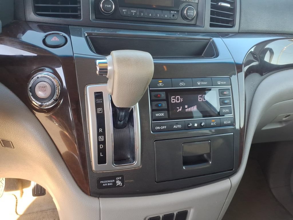 Used 2013 Nissan Quest SV FWD image 13