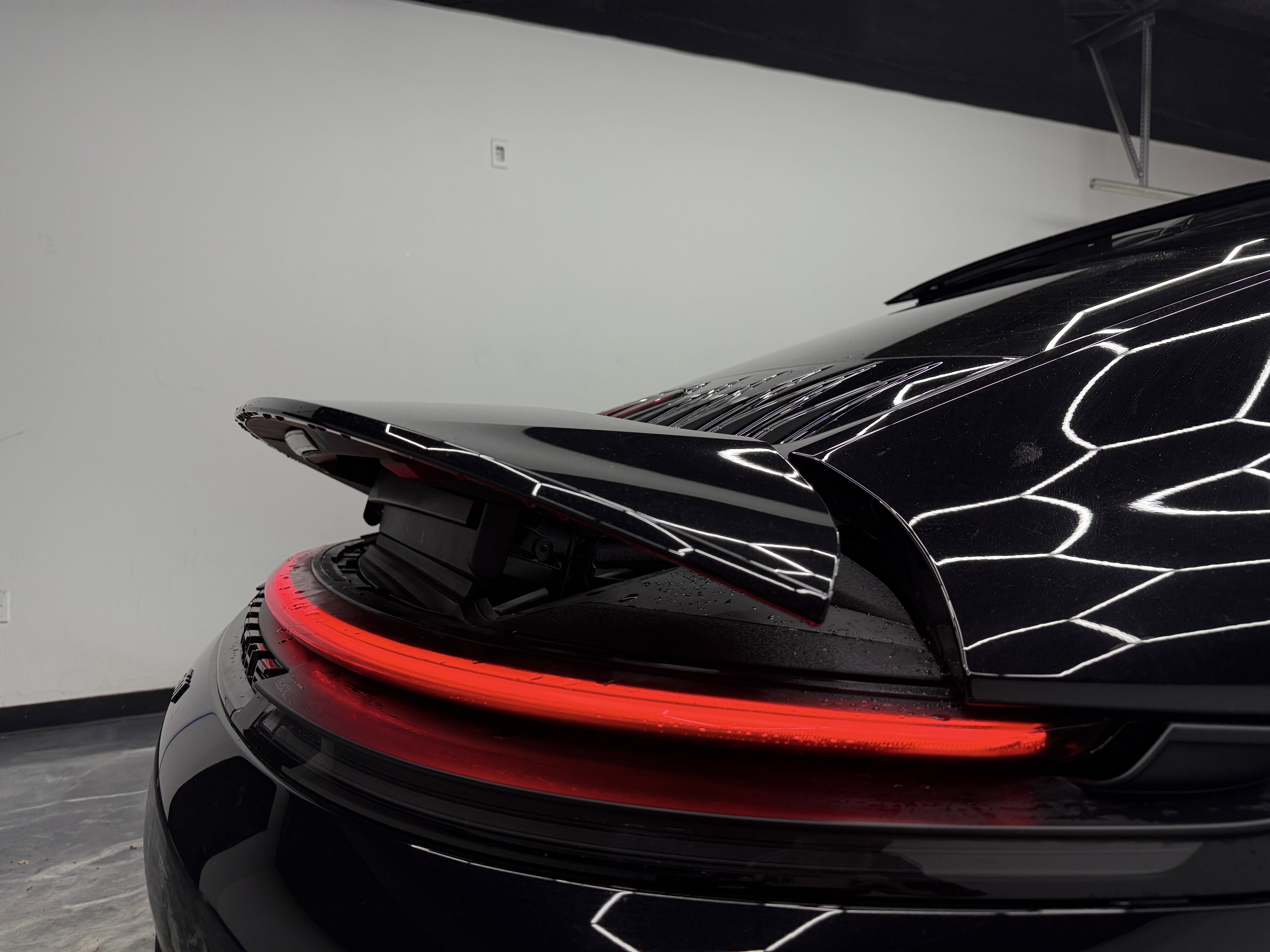 Used 2025 Porsche 911 Carrera image 30