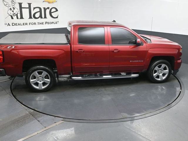 Used 2018 Chevrolet Silverado 1500 LT w/ All Star Edition AWD/4WD image 38