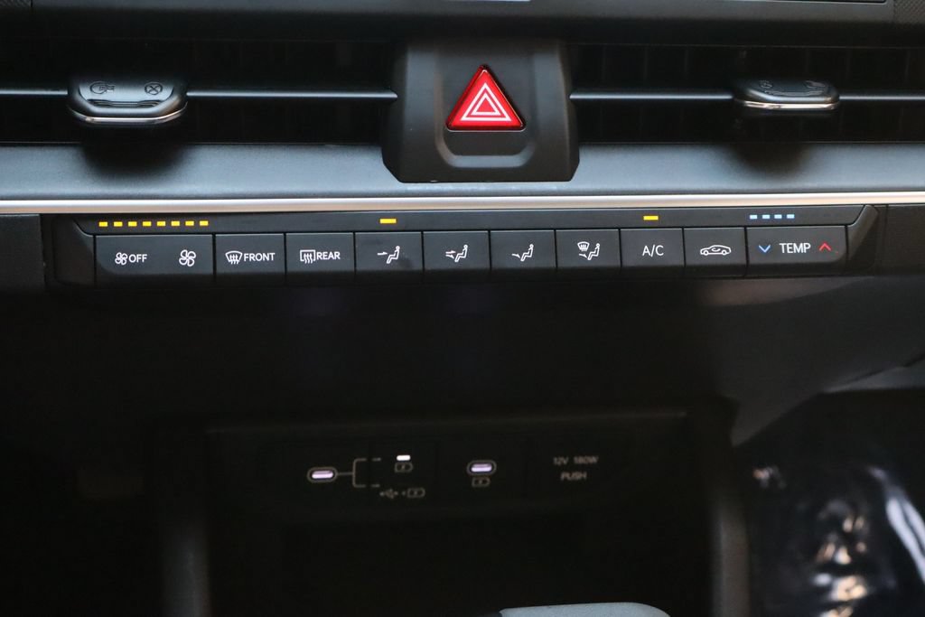 Used 2025 Kia K4 FWD image 23