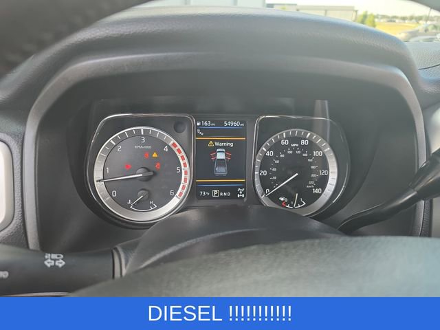 Used 2019 Nissan Titan SV w/ SV Convenience Package image 10