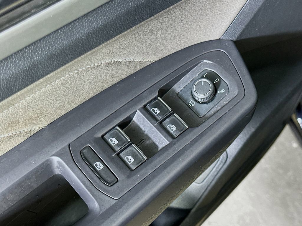 Used 2021 Volkswagen Atlas SEL Premium image 21