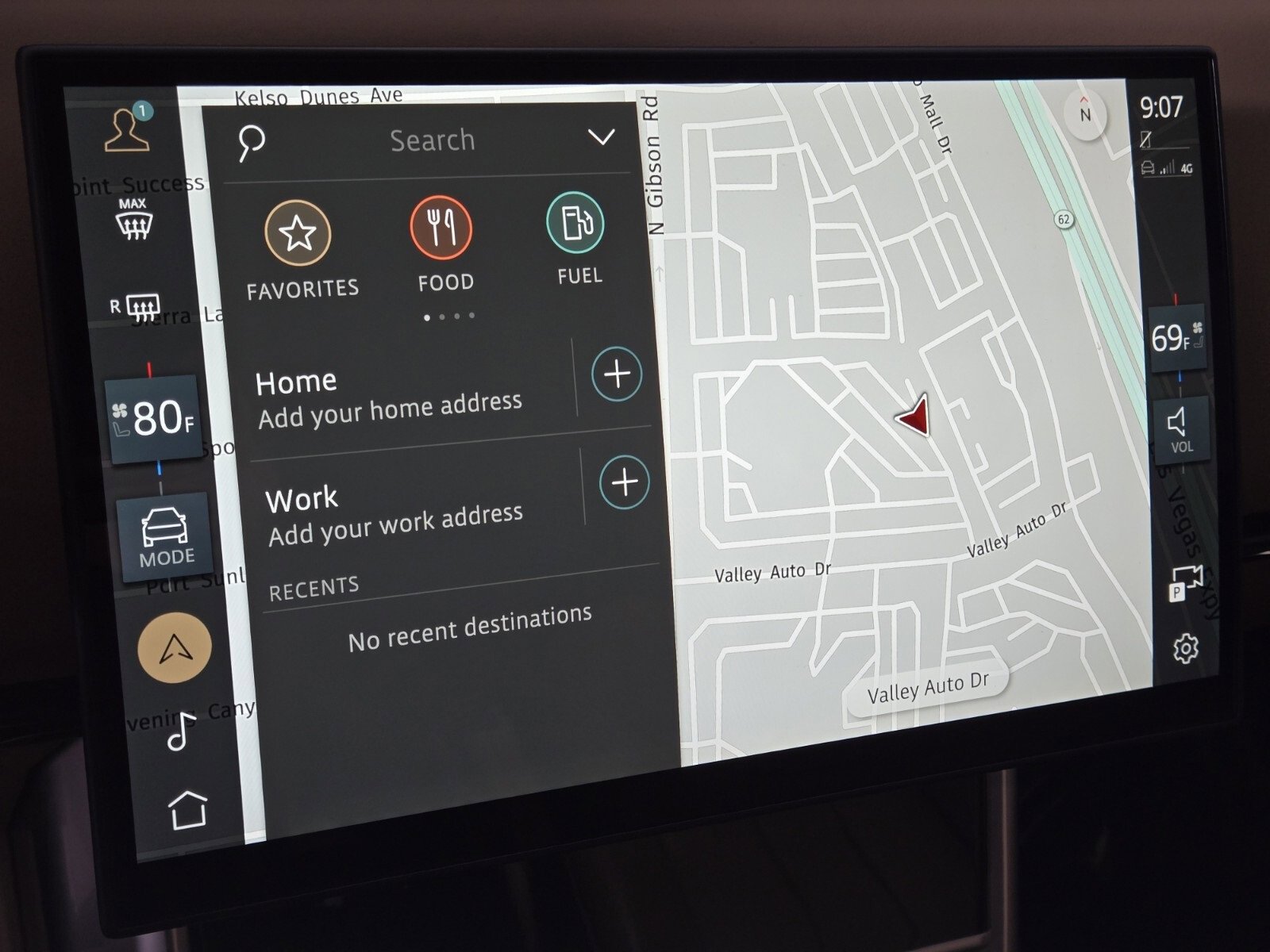 Used 2025 Land Rover Range Rover Long Wheelbase SE image 27