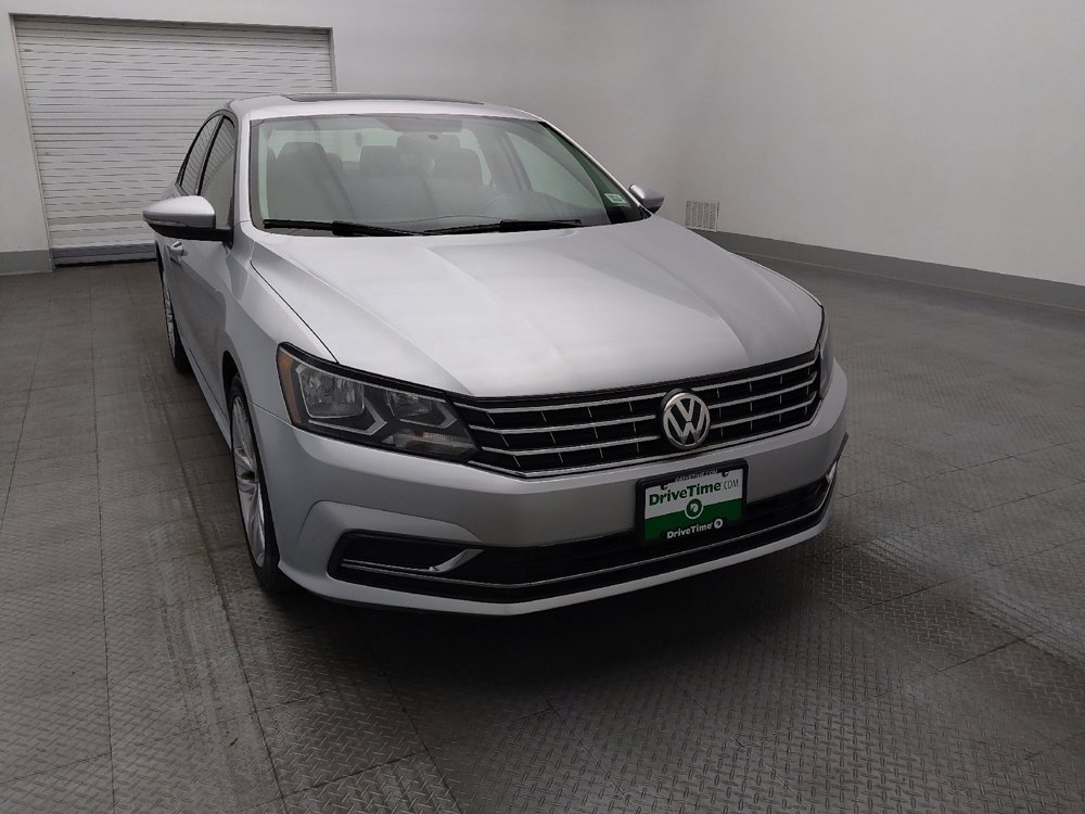 Used 2019 Volkswagen Passat 2.0T Wolfsburg FWD image 14